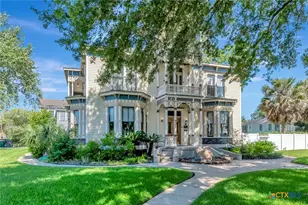 507 S De Leon St, Victoria, TX 77901 - Photo 1