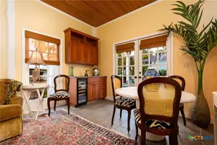 507 S De Leon St, Victoria, TX 77901 - Photo 40