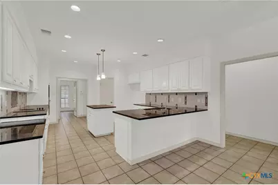 8472 Rolling Acres Trail, Fair Oaks, TX 78015 - Photo 10