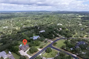 8472 Rolling Acres Trail, Fair Oaks Ranch, TX 78015 - Photo 34