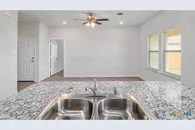 1418 Victory Ranch Trail, Killeen, TX 76549 - Photo 6