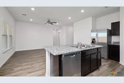 1415 Victory Ranch Trail, Killeen, TX 76549 - Photo 4