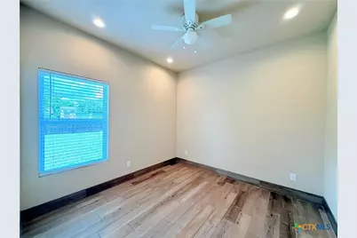1168 Sycamore Street, Seguin, TX 78155 - Photo 10