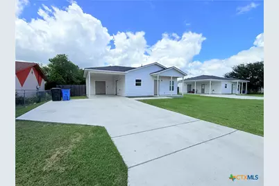 1168 Sycamore Street, Seguin, TX 78155 - Photo 2