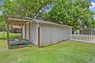 425 E 13th Ave, Belton, TX 76513 - Photo 34