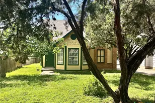 1413 Marlton St, San Marcos, TX 78666 - Photo 2