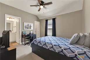 2223 Bluewood St, New Braunfels, TX 78132 - Photo 30
