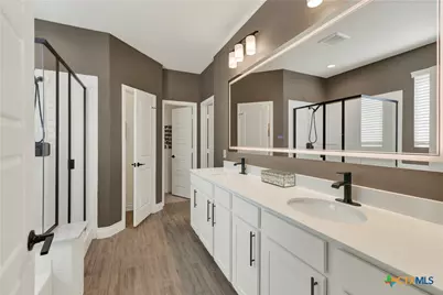 2223 Bluewood Street, New Braunfels, TX 78132 - Photo 22