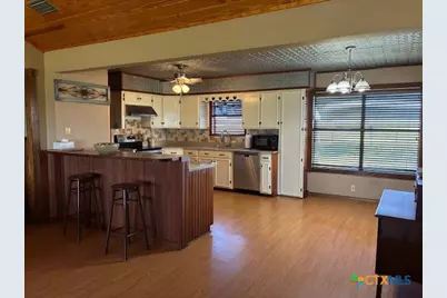 1997 Martinez Road, Yoakum, TX 77995 - Photo 4