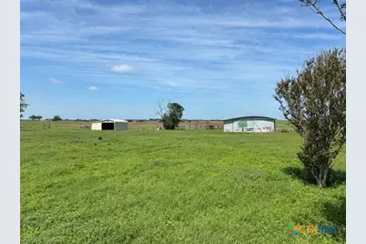 1997 Martinez Road, Yoakum, TX 77995 - Photo 16