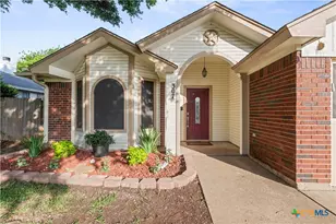 307 Wagontrain Cir, Copperas Cove, TX 76522 - Photo 4