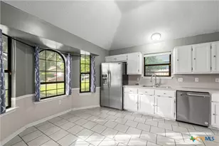307 Wagontrain Cir, Copperas Cove, TX 76522 - Photo 6