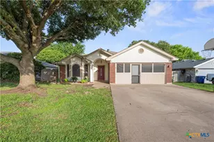 307 Wagontrain Cir, Copperas Cove, TX 76522 - Photo 2