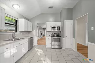 307 Wagontrain Cir, Copperas Cove, TX 76522 - Photo 8
