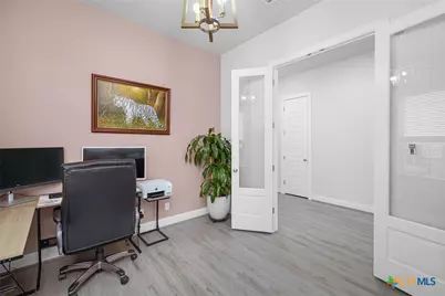 1708 Dirndl, New Braunfels, TX 78132 - Photo 6