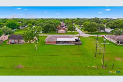 309 Viking Street, Victoria, TX 77905 - Photo 36