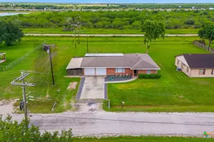 309 Viking St, Victoria, TX 77905 - Photo 38