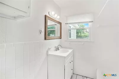 1611 S 33rd Street, Temple, TX 76504 - Photo 18