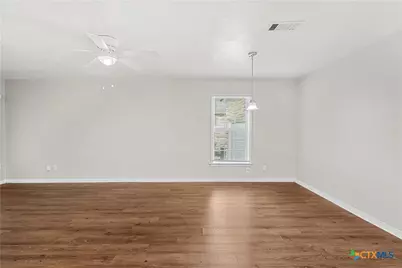 1611 S 33rd Street, Temple, TX 76504 - Photo 6