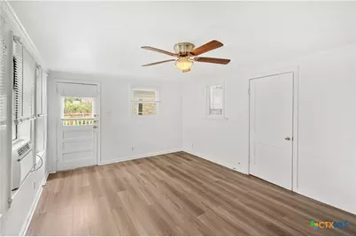 1611 S 33rd Street, Temple, TX 76504 - Photo 14