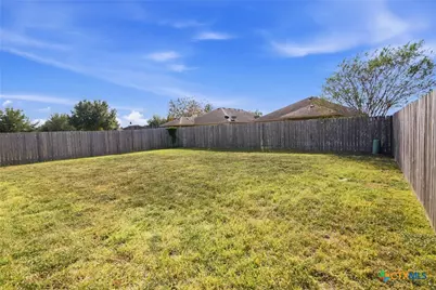 103 Dripping Spring, Victoria, TX 77904 - Photo 22
