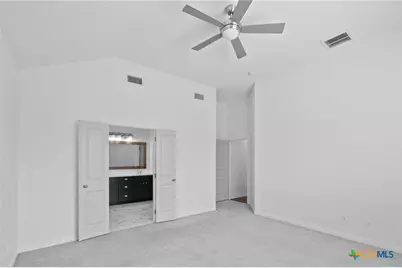 103 Dripping Spring, Victoria, TX 77904 - Photo 4