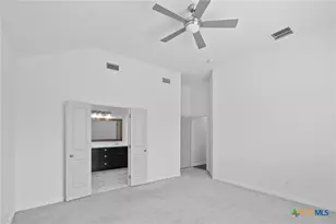 103 Dripping Spring, Victoria, TX 77904 - Photo 4