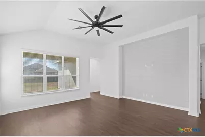 103 Dripping Spring, Victoria, TX 77904 - Photo 10