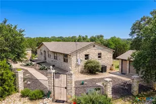 30 Pecan Branch 2, Florence, TX 76527 - Photo 2