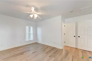 12802 County Line Rd, Rogers, TX 76569 - Photo 14