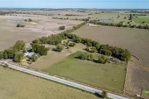 12802 County Line Rd, Rogers, TX 76569 - Photo 32