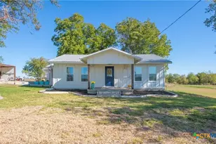 12802 County Line Rd, Rogers, TX 76569 - Photo 2