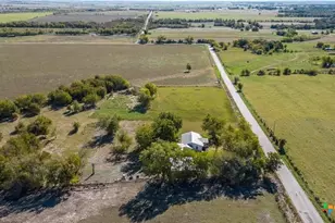 12802 County Line Rd, Rogers, TX 76569 - Photo 30