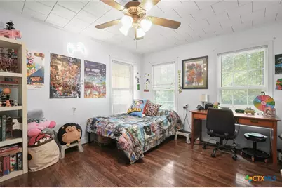 1320 W San Antonio Street, Lockhart, TX 78644 - Photo 18