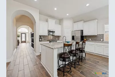 2908 Glen View, Seguin, TX 78155 - Photo 4