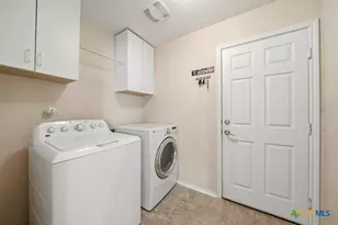 1474 Cutler Bay, New Braunfels, TX 78130 - Photo 18