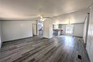 13161 Harbor Dr, Temple, TX 76502 - Photo 6