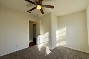 1002 N 12, Temple, TX 76504 - Photo 10