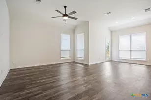 1925 Bayou Wood Ln, Temple, TX 76502 - Photo 6
