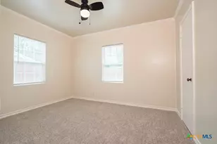 913 Hander Ln, Belton, TX 76513 - Photo 10