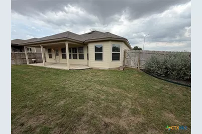 1100 River Wood, Seguin, TX 78155 - Photo 2