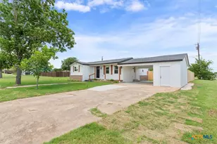 8506 Connecticut Ave, Temple, TX 76502 - Photo 2