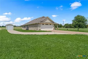 637 Hoffmeyer Ln, Robinson, TX 76706 - Photo 2