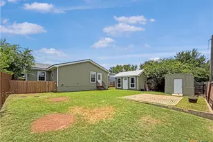 903 Saunders St, Gatesville, TX 76528 - Photo 14