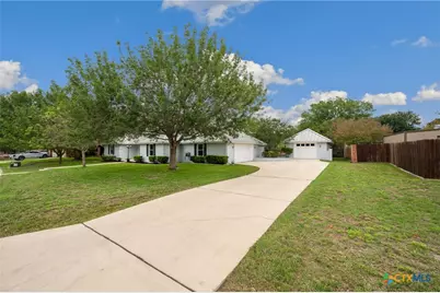 1827 Palace Drive, New Braunfels, TX 78130 - Photo 34