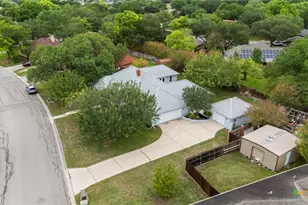 1827 Palace Dr, New Braunfels, TX 78130 - Photo 32