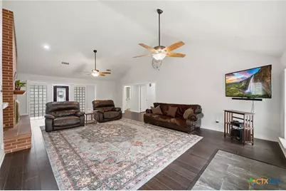 1827 Palace Drive, New Braunfels, TX 78130 - Photo 10