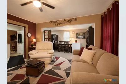 409 N Avenue D, Waelder, TX 78959 - Photo 8