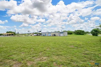 625 N La Grange Street, Flatonia, TX 78941 - Photo 16