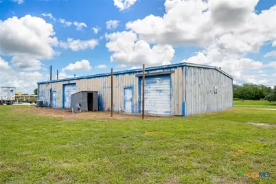 625 N La Grange Street, Flatonia, TX 78941 - Photo 12